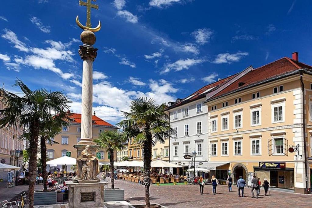 Moderne Innenstadtwohnung Klagenfurt クラーゲンフルト エクステリア 写真