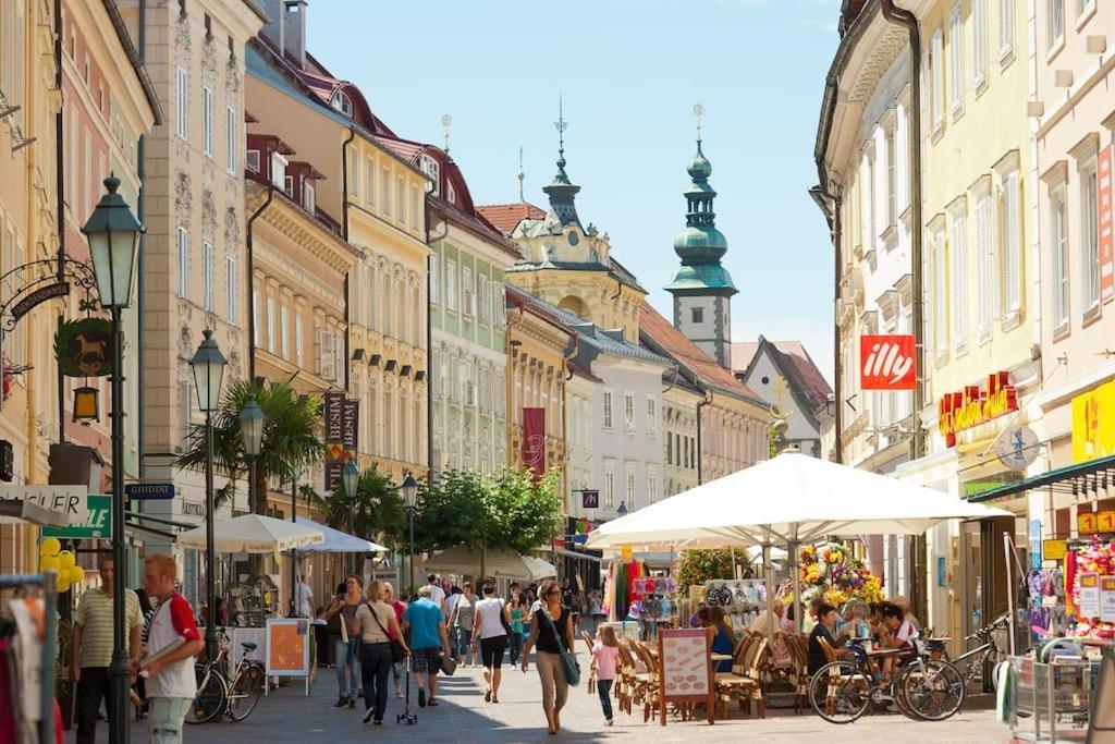 Moderne Innenstadtwohnung Klagenfurt クラーゲンフルト エクステリア 写真